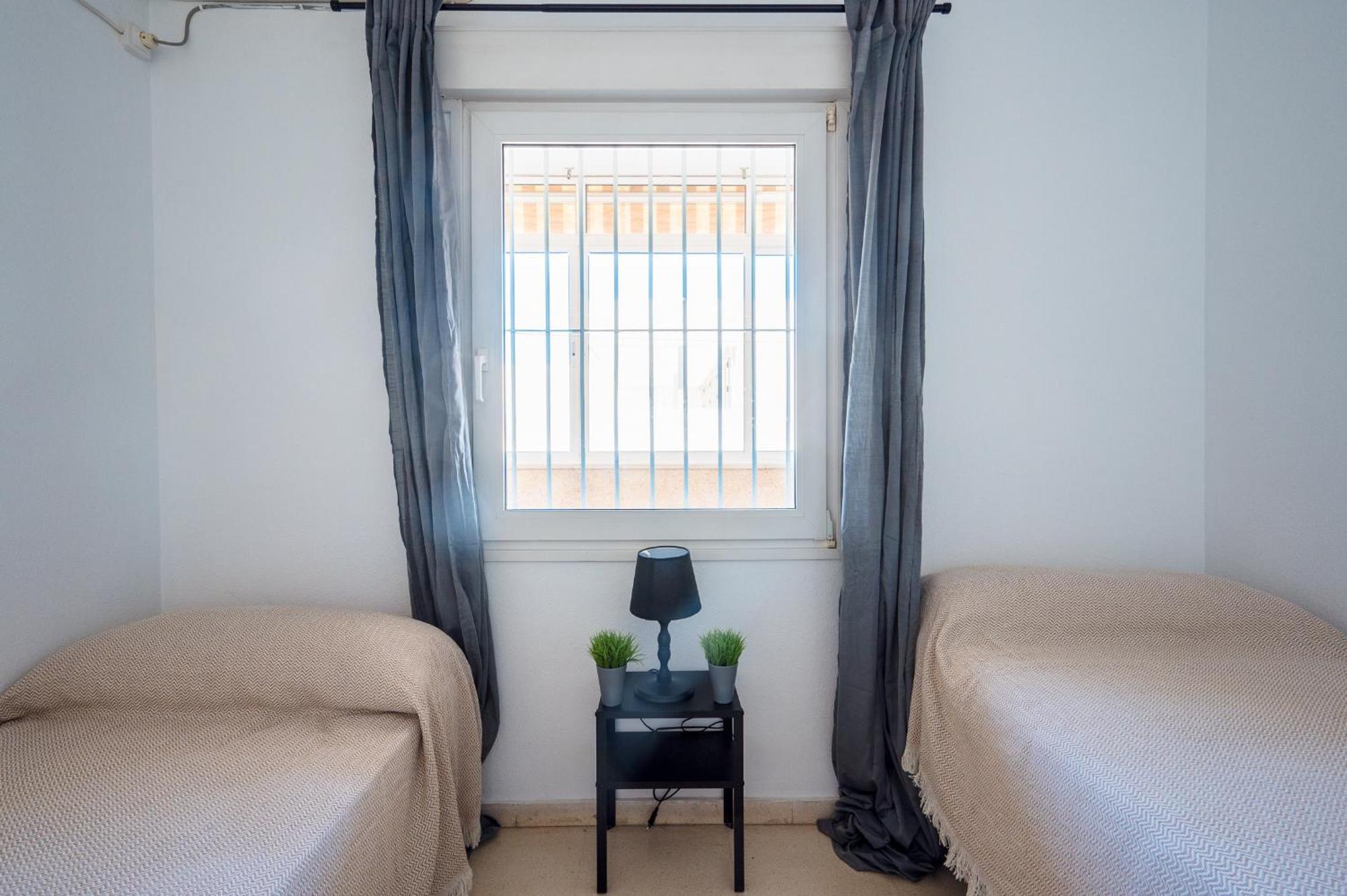 Piso Familiar Virgen Del Rocio Appartement Sevilla Buitenkant foto