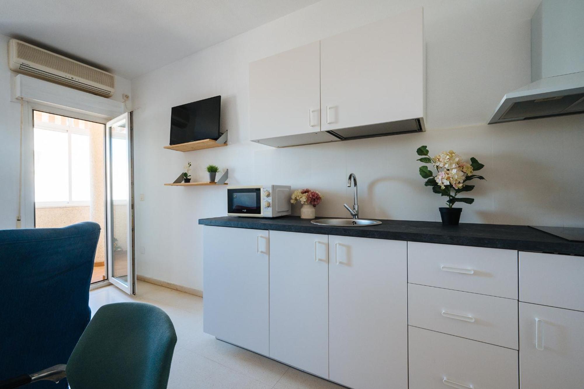 Piso Familiar Virgen Del Rocio Appartement Sevilla Buitenkant foto
