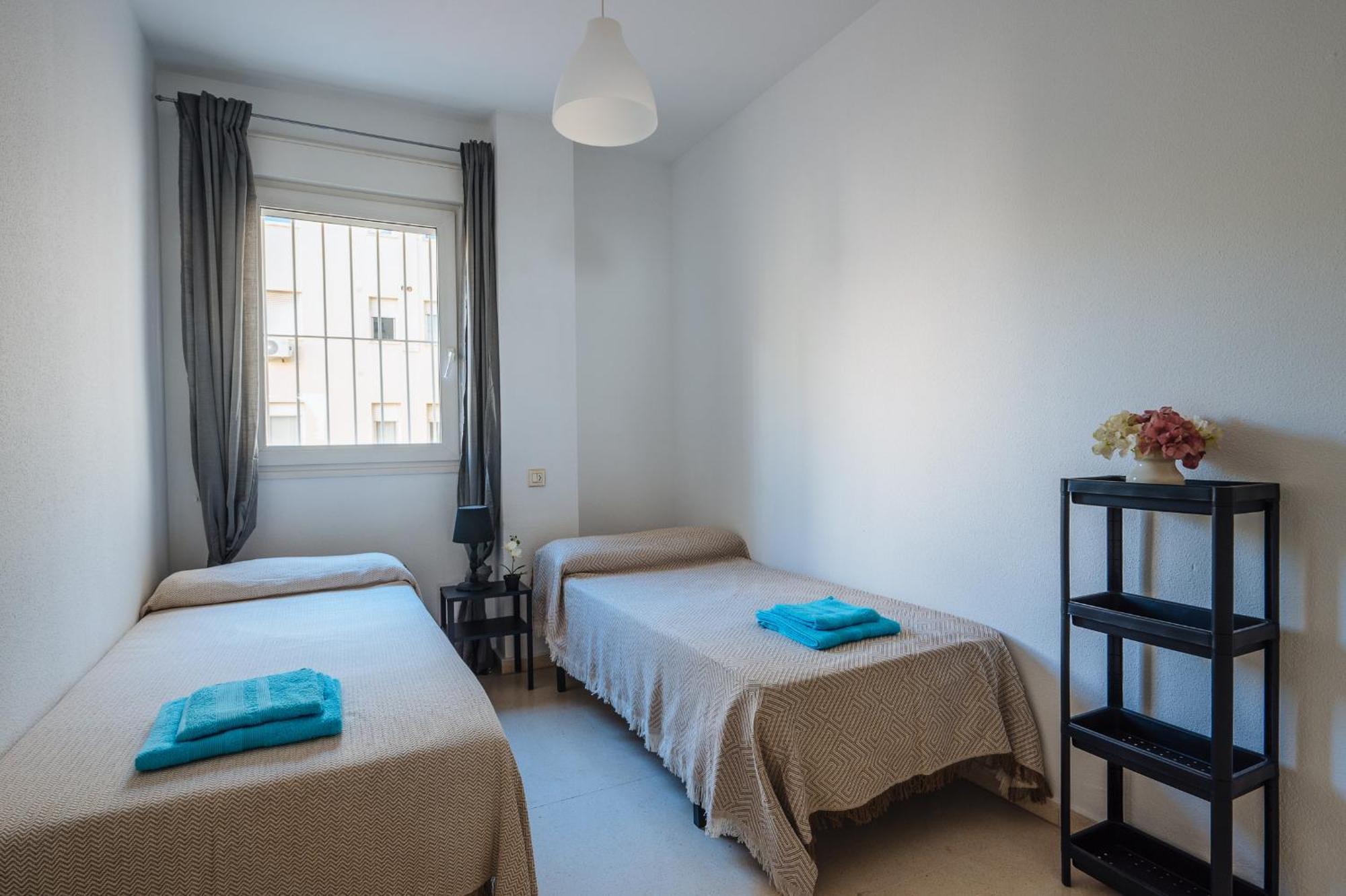 Piso Familiar Virgen Del Rocio Appartement Sevilla Buitenkant foto