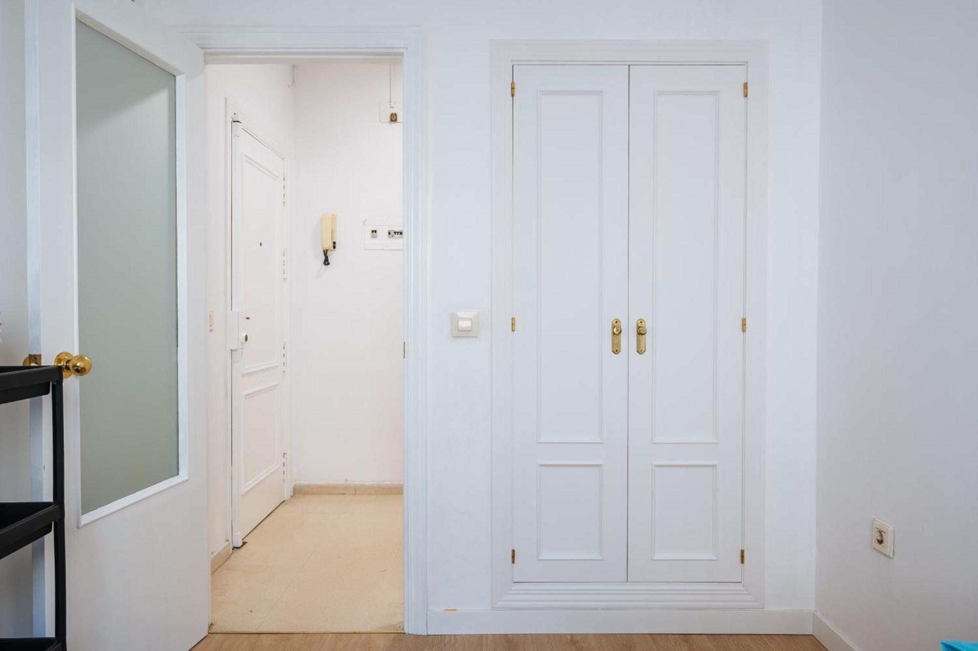 Piso Familiar Virgen Del Rocio Appartement Sevilla Buitenkant foto