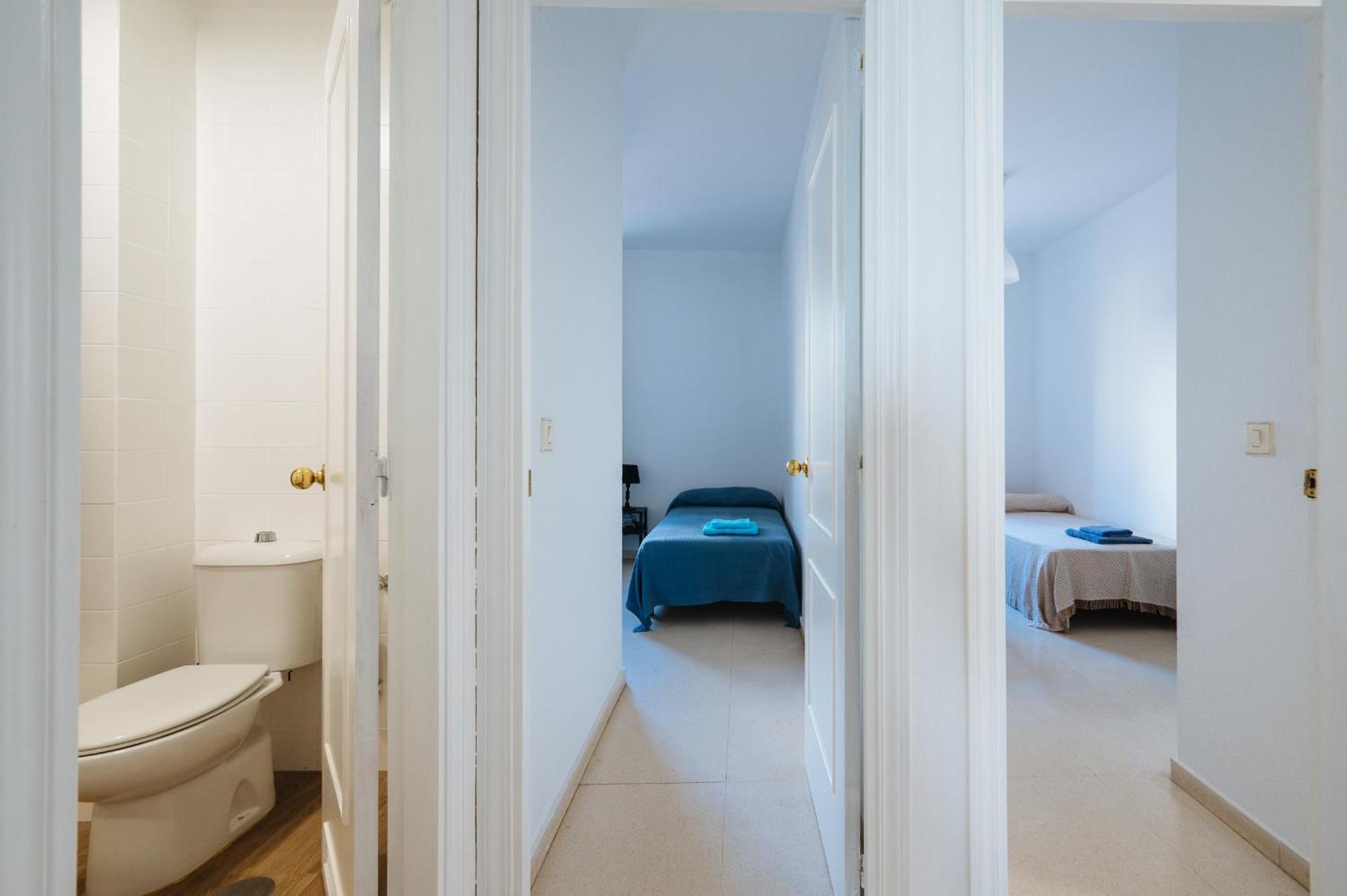 Piso Familiar Virgen Del Rocio Appartement Sevilla Buitenkant foto