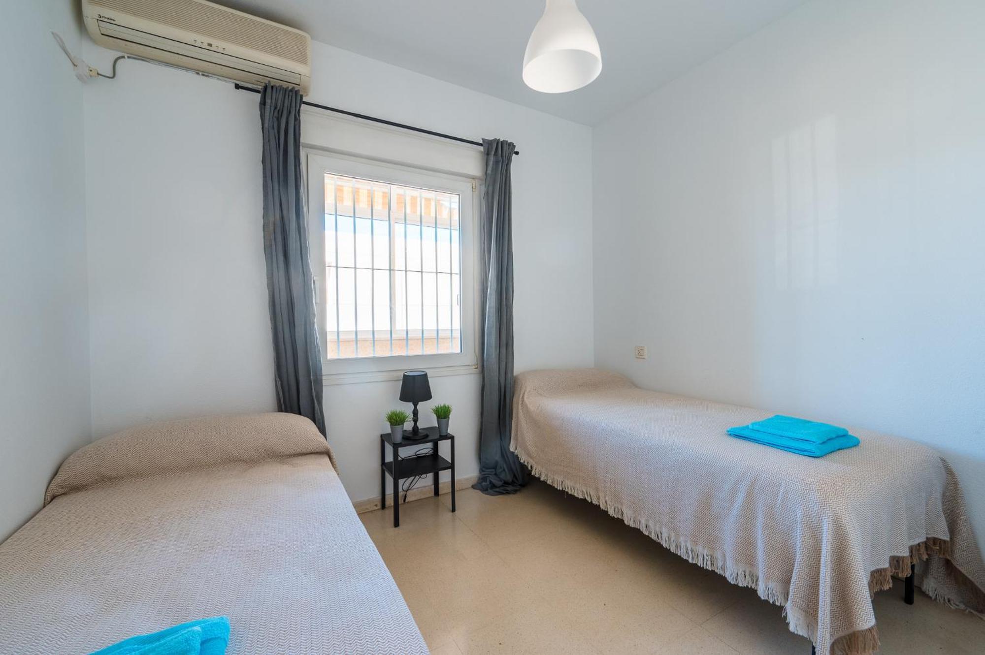 Piso Familiar Virgen Del Rocio Appartement Sevilla Buitenkant foto