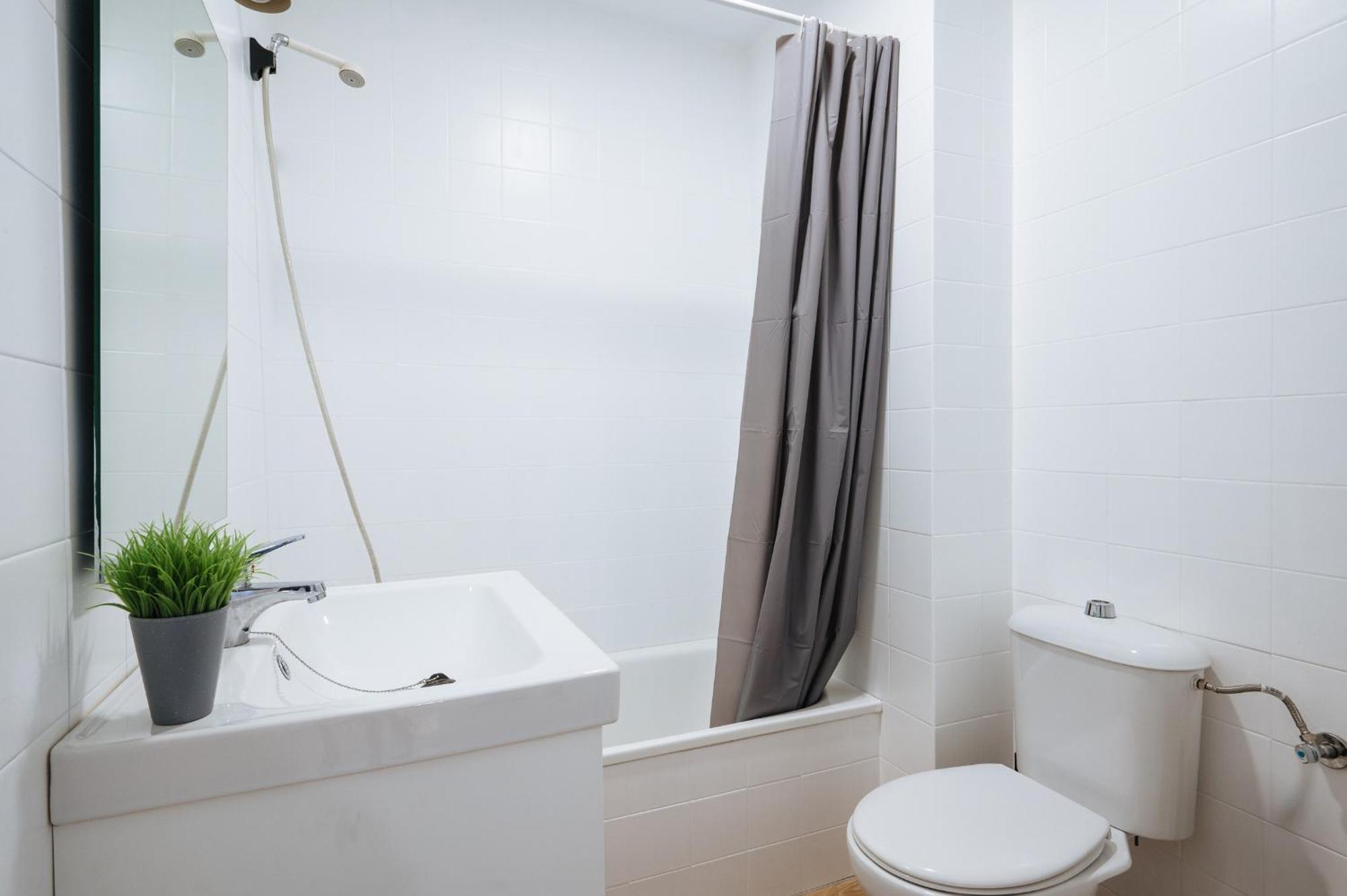 Piso Familiar Virgen Del Rocio Appartement Sevilla Buitenkant foto