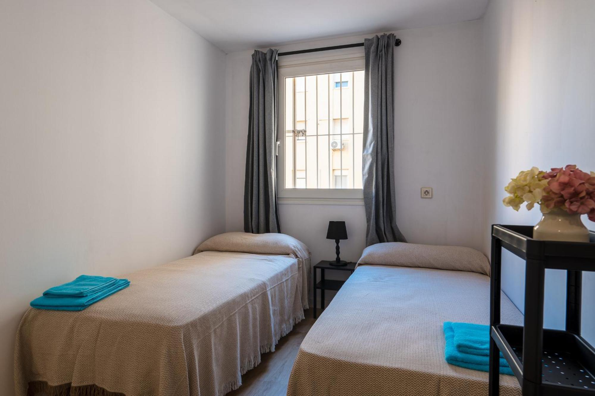 Piso Familiar Virgen Del Rocio Appartement Sevilla Buitenkant foto