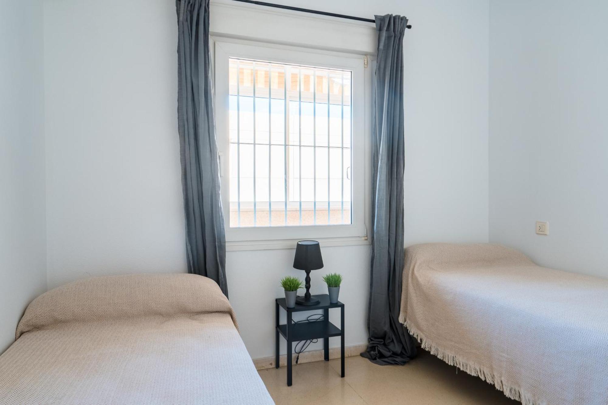 Piso Familiar Virgen Del Rocio Appartement Sevilla Buitenkant foto
